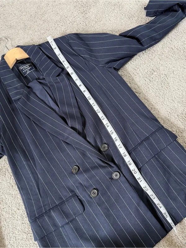 Abercrombie & Fitch Women’s Navy Pinestripe Double Breasted Blazer Classic XS - Image 8