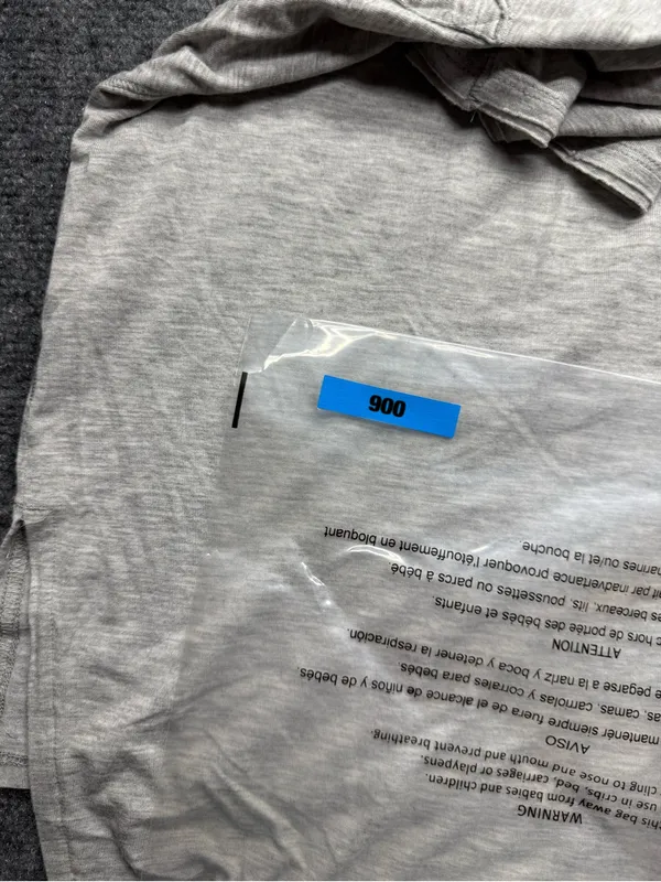 We the Free Womans XS Light Gray V-Neck Pocket Tee Shirt - Image 8