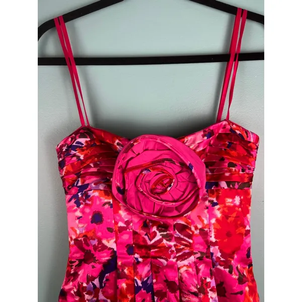 BCBGMAXAZRIA sz2 Pink/Red Floral Rosette Cocktail Party Mini Dress Bubble hoco - Image 2