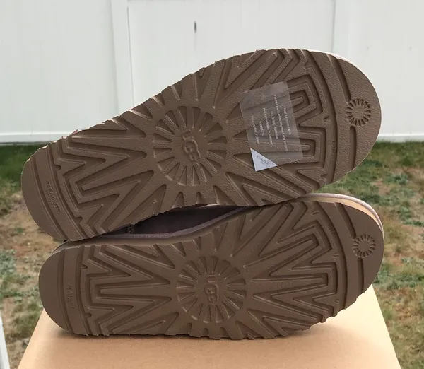 UGG Bailey Bow II Shimmer - Image 8