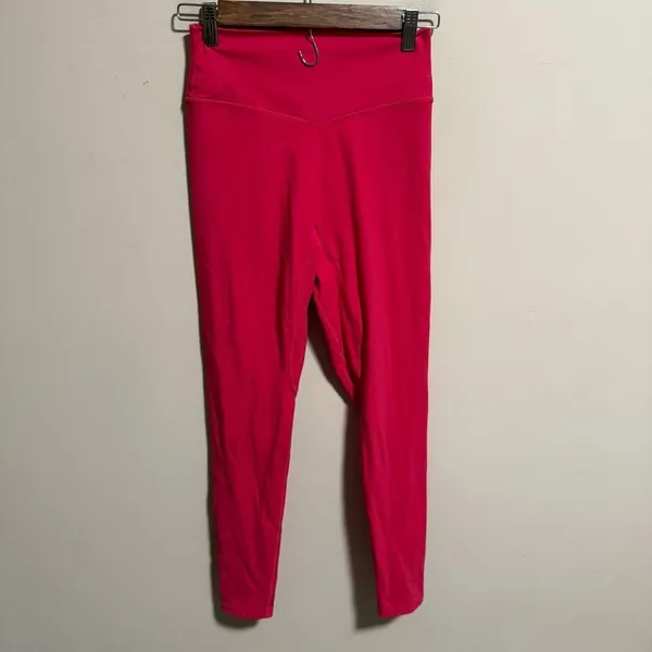 Balance Athletica Cloud Pants Rubidium Pink Raspberry- Size Medium - Image 2