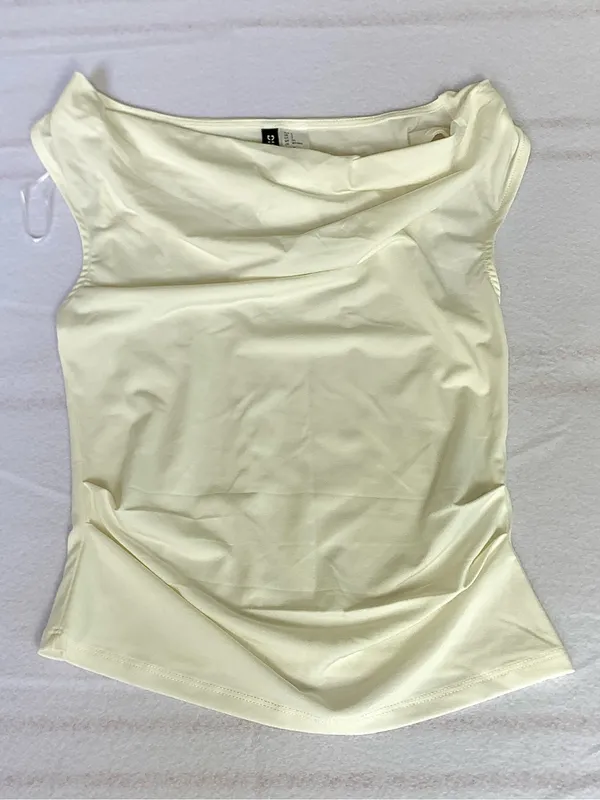 HM Divided Small White Draped Asymmetric Top Sleeveless Cowl Neck Ruched Blouse - Image 5