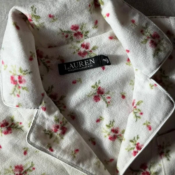 Lauren Ralph Lauren Floral‎ Pajama Top Long Sleeve Button Up Cottagecore - Image 4