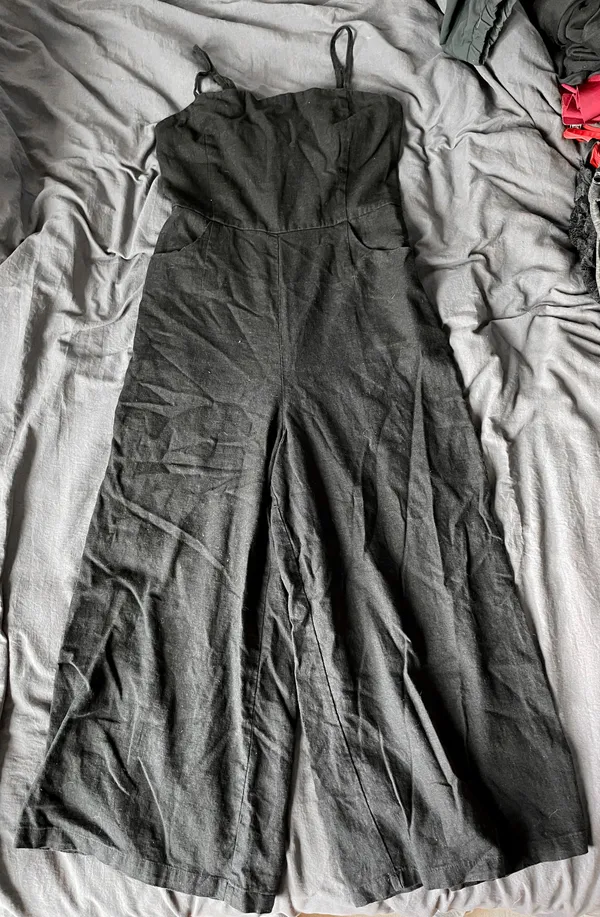 Glassons Black Jumpsuit Linen Straight Across Neck - Image 3