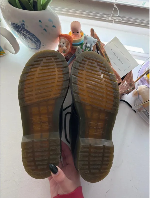 Dr. Martens 3 eyelet low cut shoe - Image 6