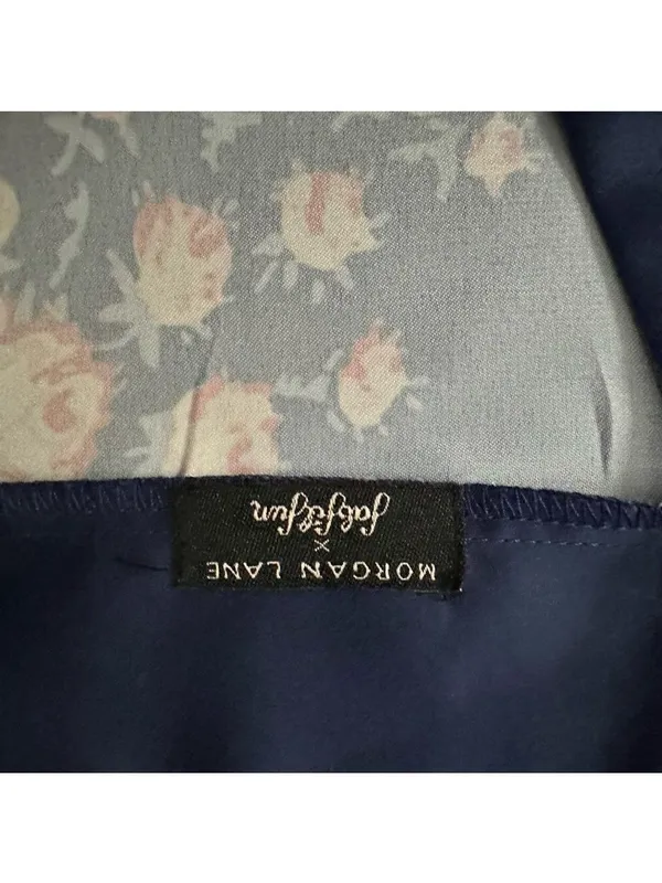 Morgan Lane x FabFitFun Allie Floral Satin Robe Navy Size Small Medium - Image 5