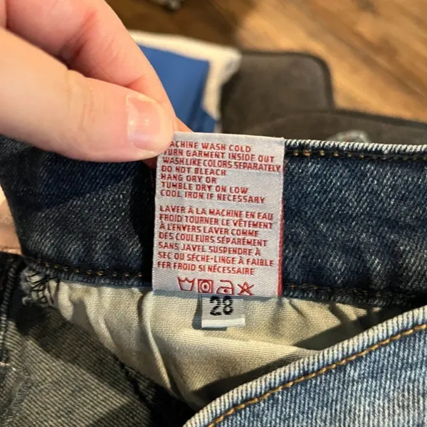 Revice Denim NWT Venus Crop in LightYear wash Star jeans - Image 9