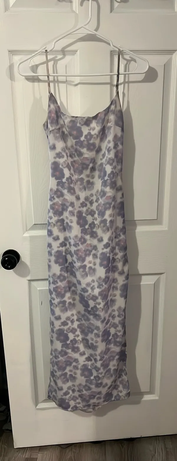 Luvalot Formal floral dress - Image 3