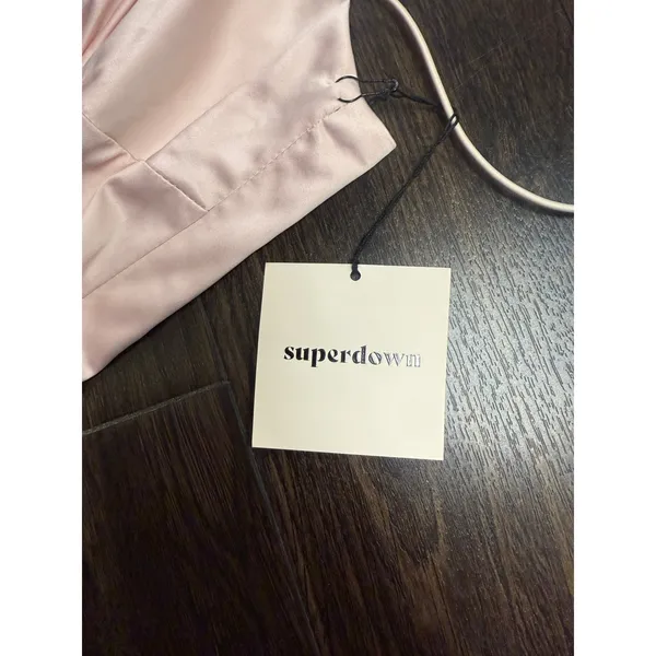 NWT Superdown Light Pink Satin Ruched Crop‎ Top - Size M - Image 2