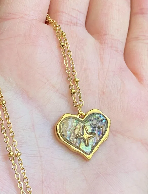 Handmade gold tone stainless steel heart sparkle shell necklace🐚⭐️🌀 - Image 4