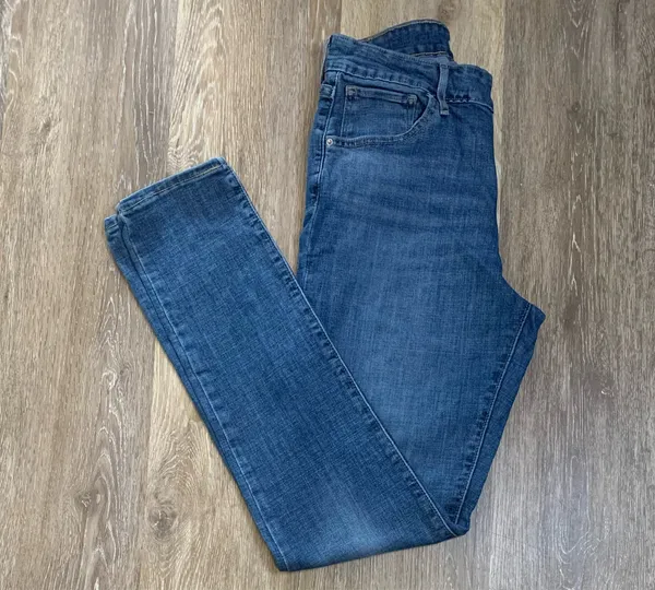Blue Denim Levi’s - Image 3