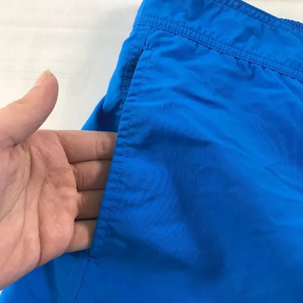 Land's End Blue Cargo Shorts Women 12 - Image 3