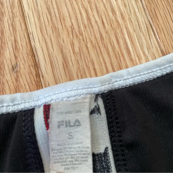 Fila Sports Bra Womens Small Black Red Logo Racerback Gym Workout Ladies - Image 2