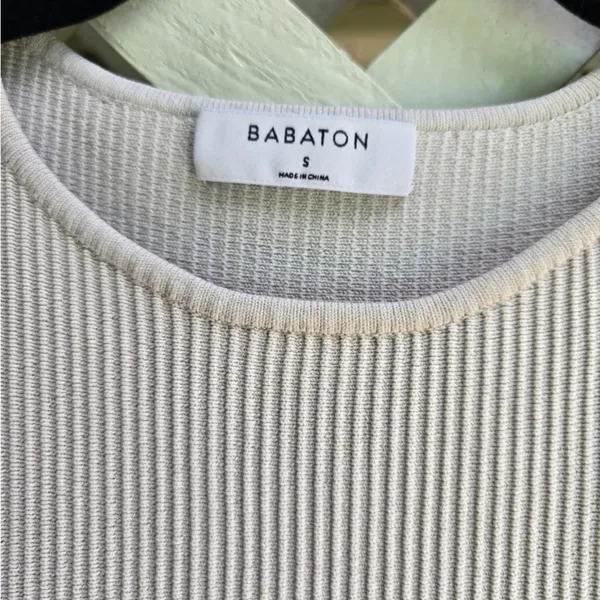 ❤️Aritzia Babaton sculpt knit mini dress - Image 4