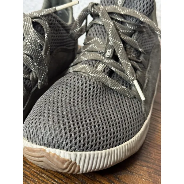 Sorel Out N About Plus Lace Sneakers | Olive Green Waterproof | Women's size 8.5 - Image 4