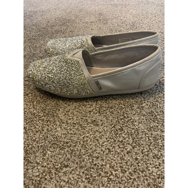 Skechers BOBS Slip On Flats Womens 6 Silver Good Rhinestone Sparkle Metallic - Image 4