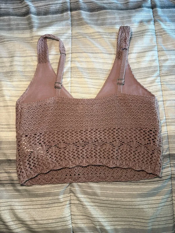 Hollister Crop Top - Image 2