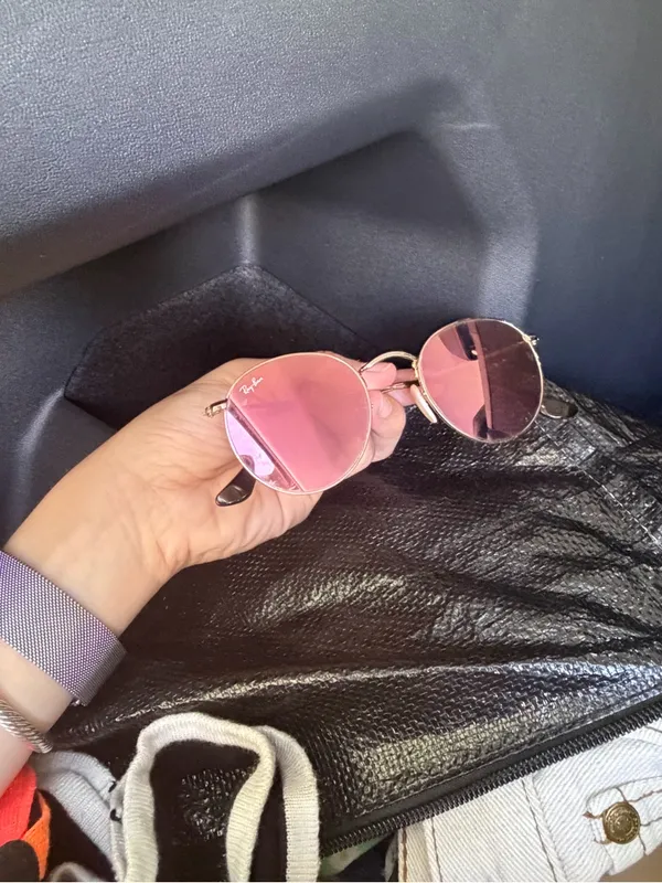Ray-Ban Sunglasses - Image 3