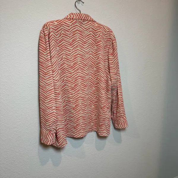 Alfani Coral and White Zigzag Button Down Shirt - Image 3