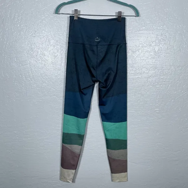 Beyond Yoga Women S Color Block Leggings Engineered Lux High Waisted 7/8 Yoga - Image 4