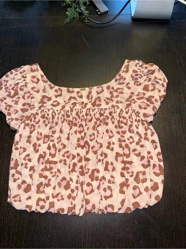 Free People Pink Leopard-Print Smocked Crop Top - Image 5