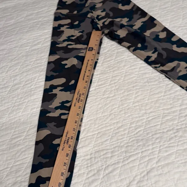 Offline‎ by aerie leggings size medium new without tags - Image 5