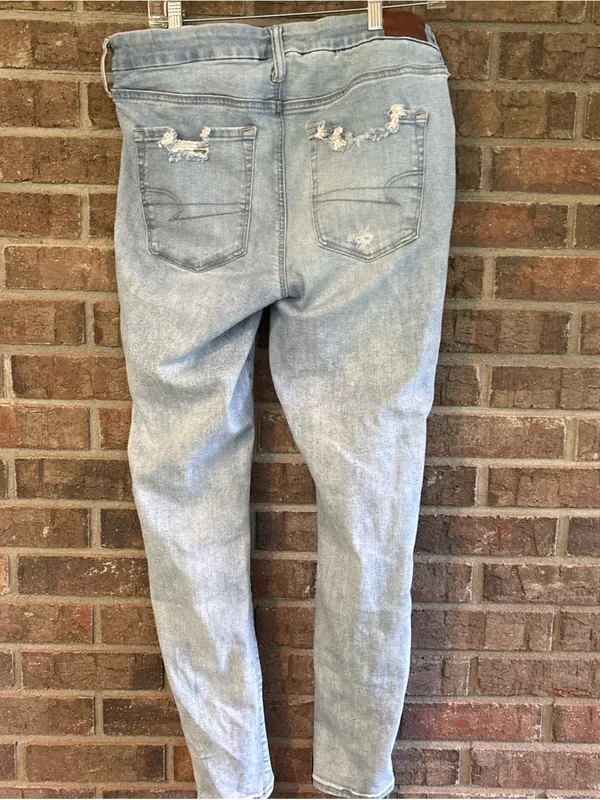 American Eagle Outfitters Light Blue Ripped Skinny Jeans - Image 3