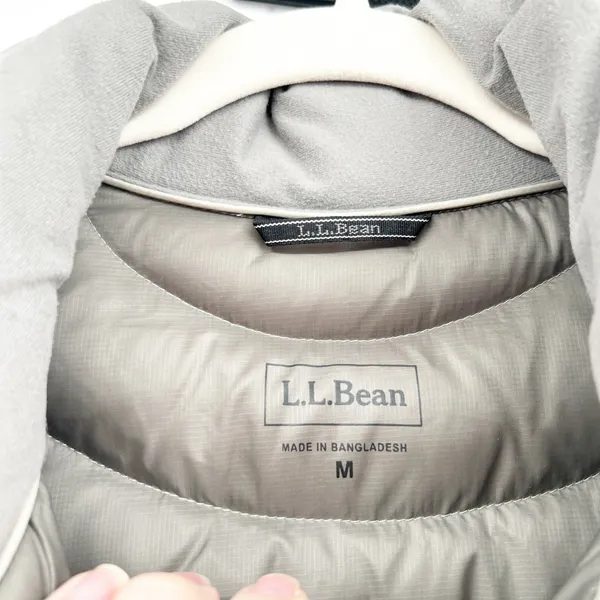 L.L. Bean Womens Ultralight 850 Down Quilted‎ Puffer Coat Jacket Size M Gray - Image 4