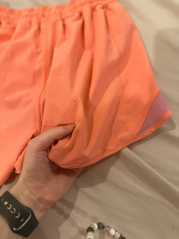 Lululemon Coral 4” Hotty Hot low rise - Image 4