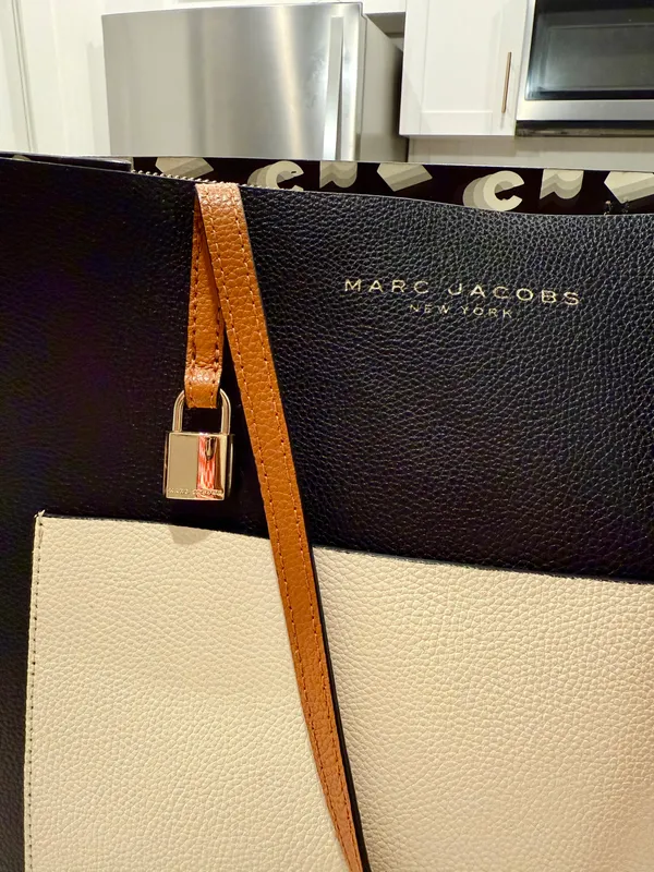 Marc Jacobs Leather Tote - Image 3