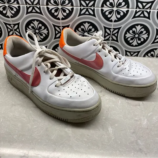 NIKE AIR FORCE 1 9.5 SAGE LOW Women's Athletic Sneakers White Pink Orange - Image 2