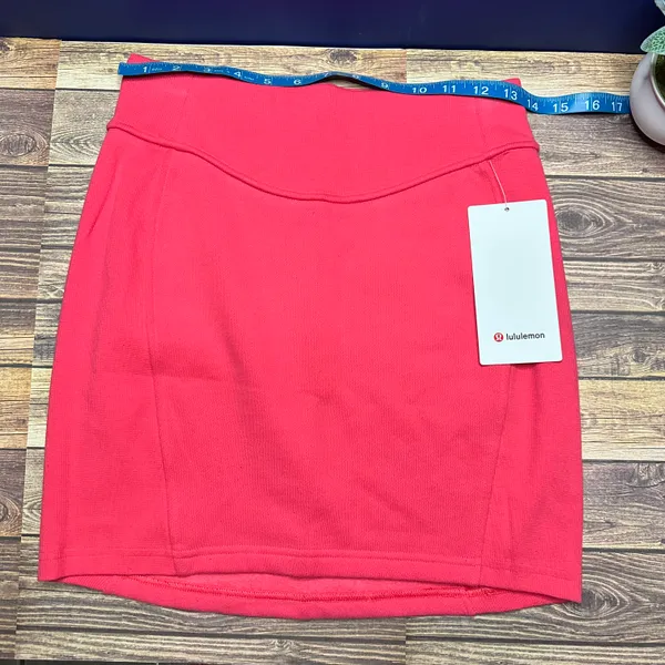 Lululemon Scuba High Rise Mini Skirt NWT Size Small (GLZP) - Image 6