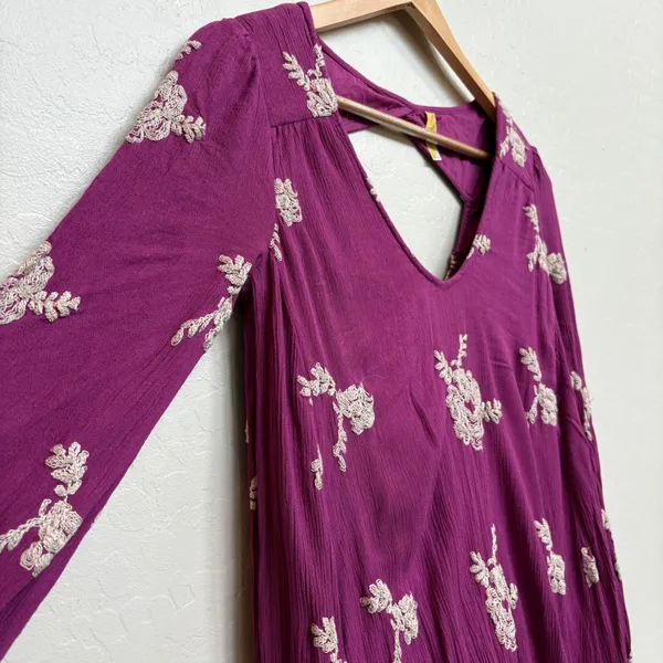 Free People Embroidered Mini Dress‎ V Neck Cutout Back Long Sleeve Pockets XS - Image 2