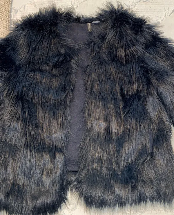 Faux Fur H&M Jacket Black - Image 2