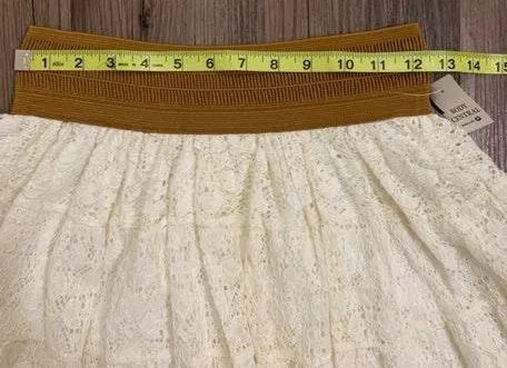 NEW Women’s Large Lace Skater Skirt - Image 7