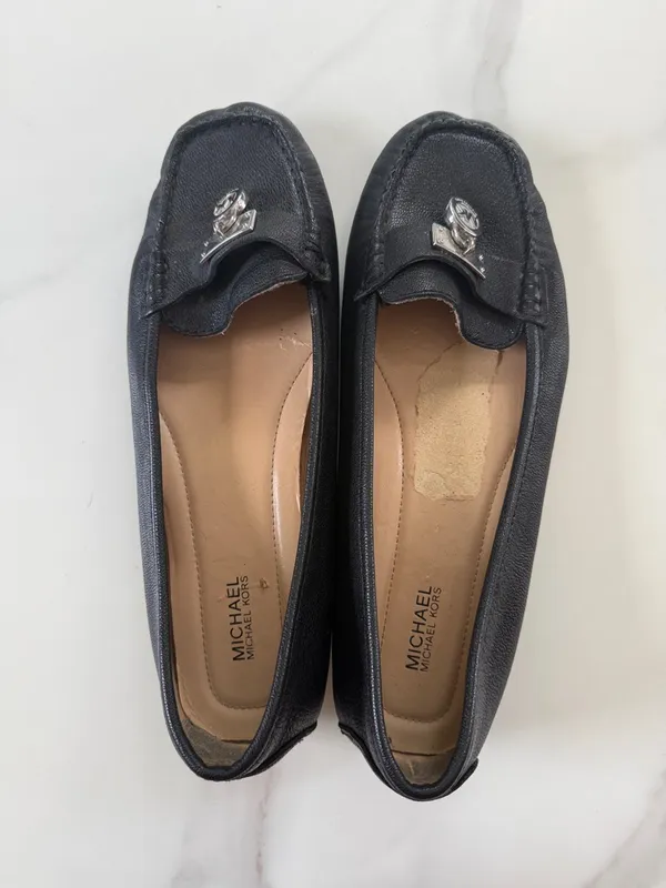 MICHAEL Michael Kors Black Leather MK Charm Loafers - Image 6