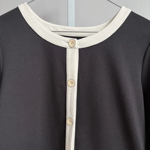 Covington sz M black white open button cardigan‎ - Image 2