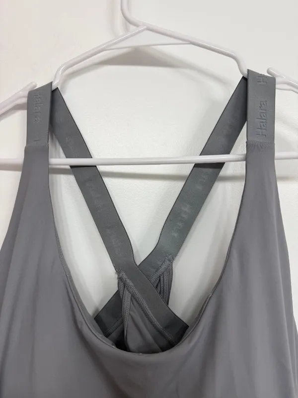 Halara Gray Crisscross Back Athletic Tank Built In Bra Women’s Medium - Image 5