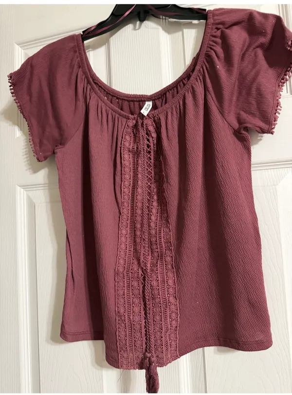 Colosa Boho Crochet Lace Peasant Top Burgundy Mauve Short Sleeve Size L - Image 9