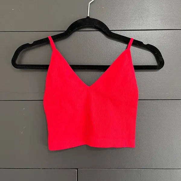 Cherry Red Ribbed Crop Tank Top Stretch Women’s Athletic Casual Sz S EUC - Image 2