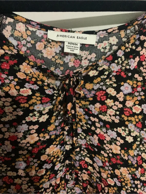 American Eagle Babydoll Floral Tiered long sleeve dress size M - Image 3
