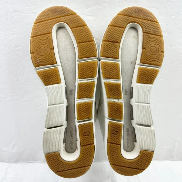 On Running Women's The Roger Clubhouse Sneaker Size 8.5 White Sand - Image 7