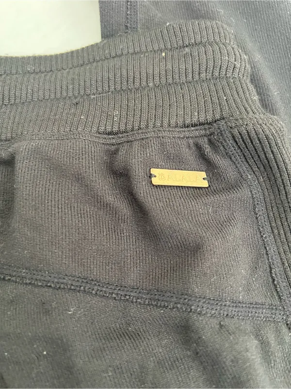 ALALA Black Soft Knit Joggers Size Small - Image 4