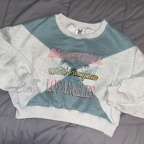 Princess Polly Crop Crewneck - Image 8