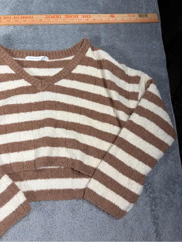 Altar'd State Cozy Striped V-Neck Cropped Sweater - Cream & Brown medium - Image 4