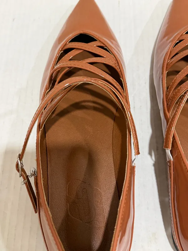 Women’s Pointed Toe Mary Jane Flats Brown Patent Crisscross Strappy Size 41 - Image 10