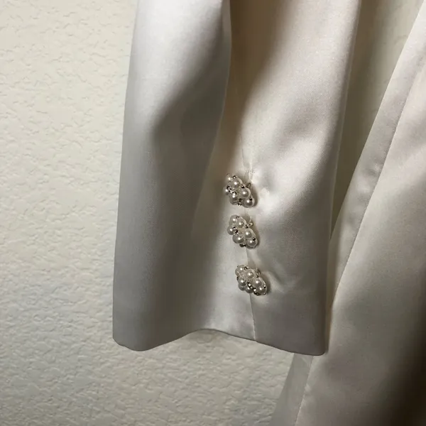 NWOT Lulus Regal Aura White Satin Long Sleeve Blazer Romper Size S - Image 8
