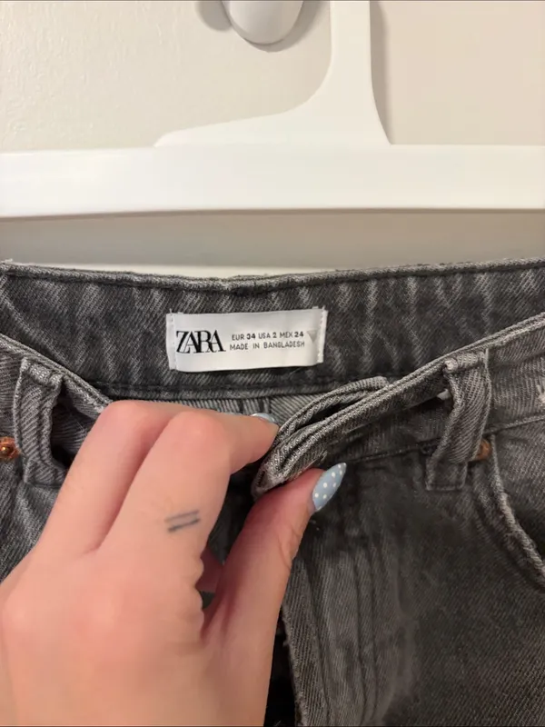Zara Gray Jean Denim Shorts Size 2 - Image 2