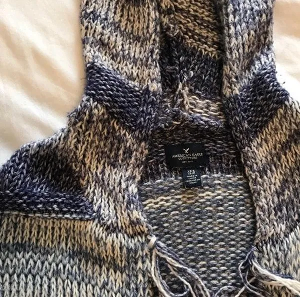 American Eagle Hooded Cardigan - Image 4