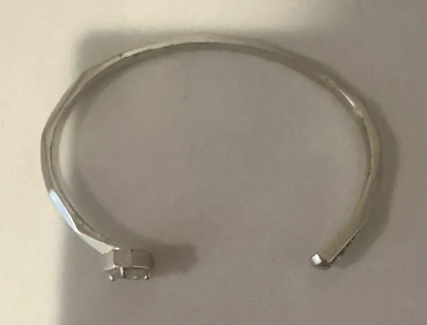 Kendra Scott Blake Bracelet Iridescent Drusy and Silver Pinch Cuff - Image 5